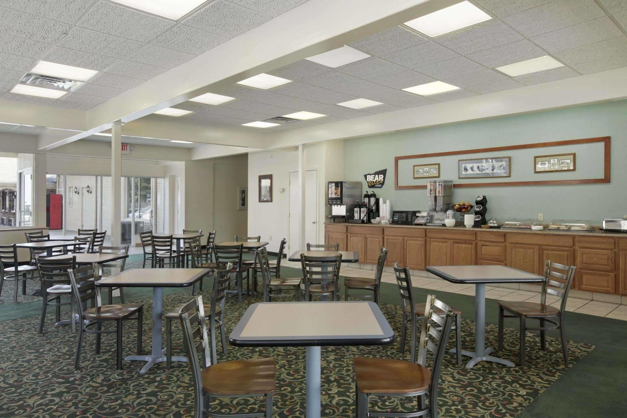 Fairfield By Marriott Port Clinton Waterfront 호텔 레스토랑 사진